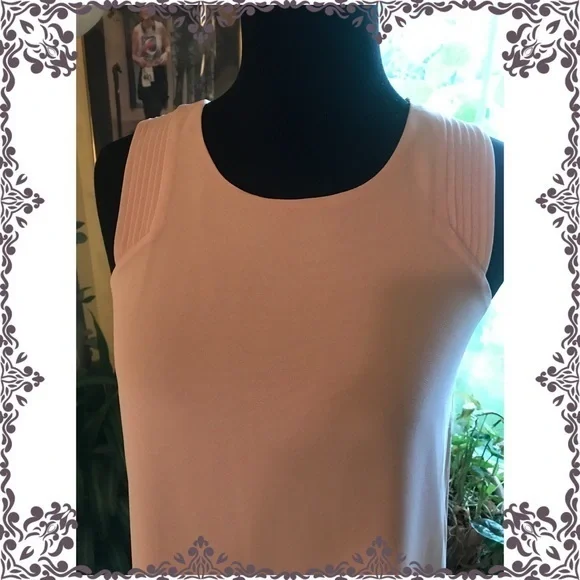 BEAUTIFUL BLUSH TOP💕💕💕 - Picture 4 of 8